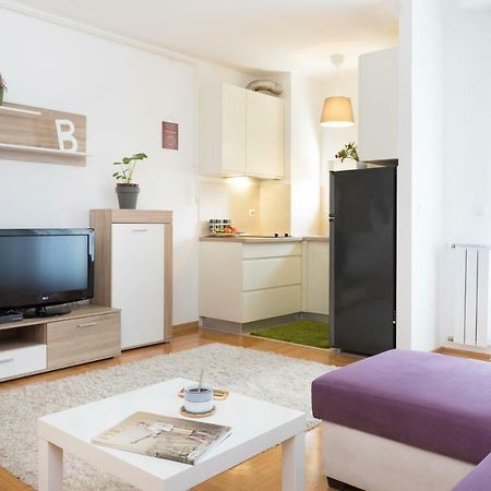 Cute And Sunny Studio In Zagreb With Balcony & Free Parking エクステリア 写真