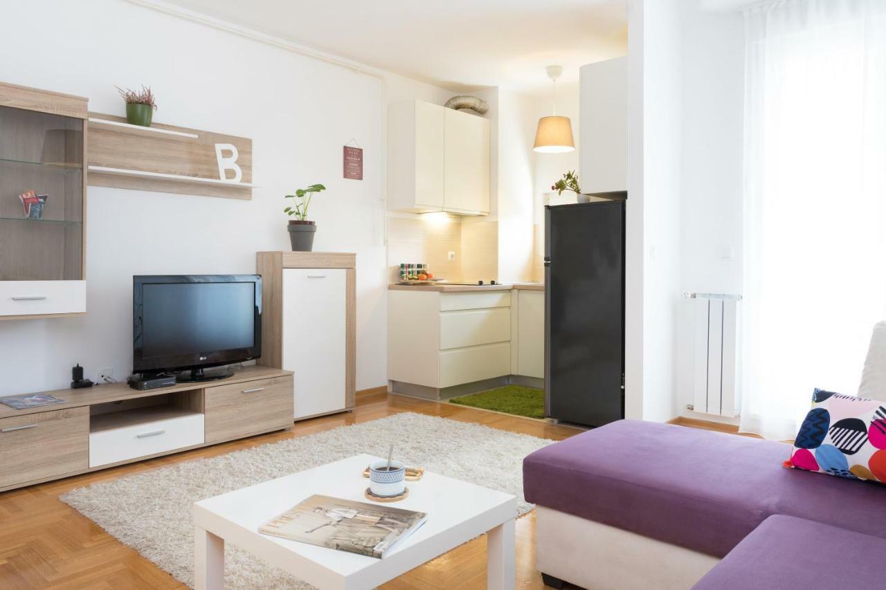 Cute And Sunny Studio In Zagreb With Balcony & Free Parking エクステリア 写真