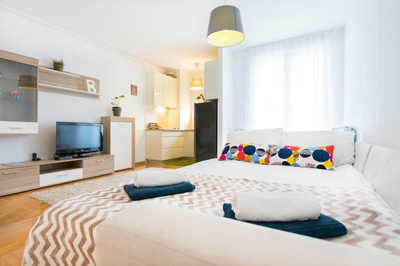 Cute And Sunny Studio In Zagreb With Balcony & Free Parking エクステリア 写真