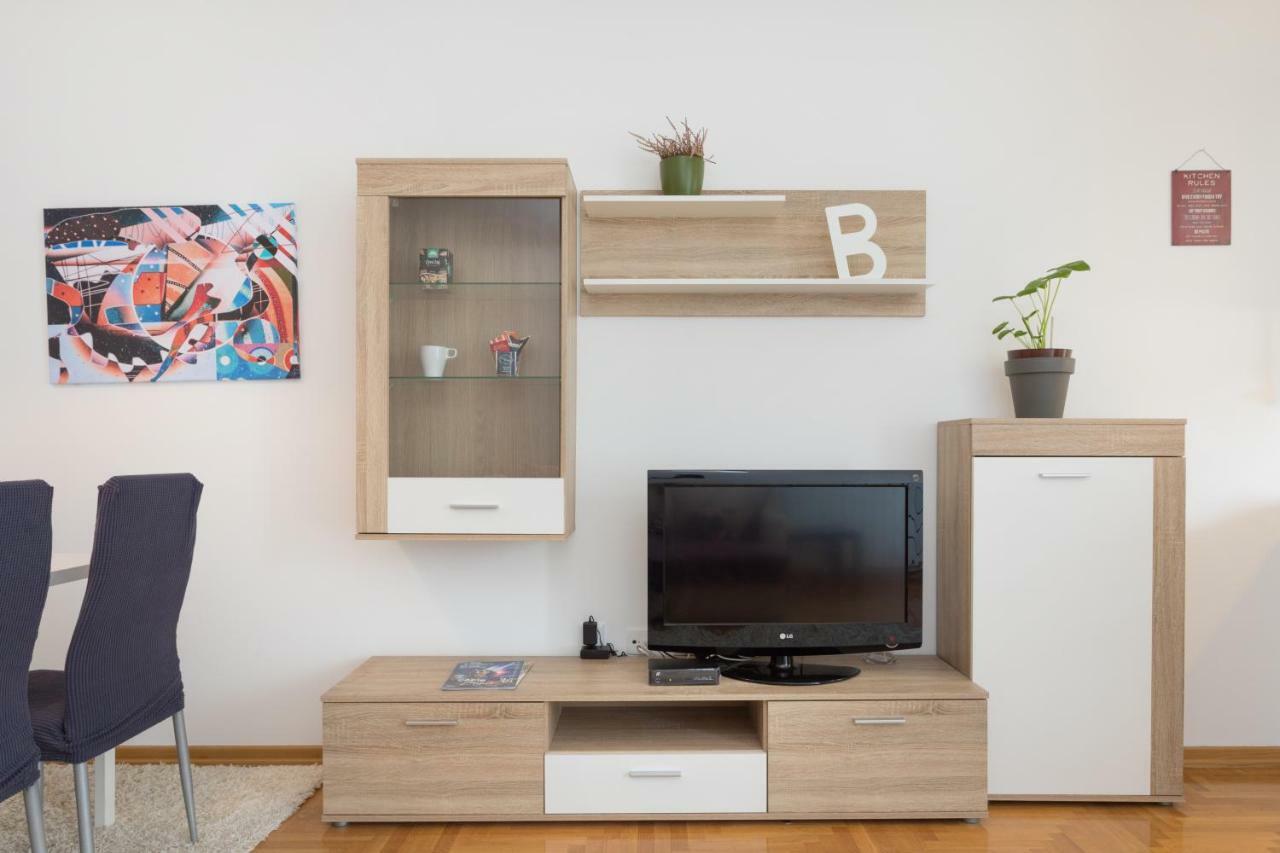 Cute And Sunny Studio In Zagreb With Balcony & Free Parking エクステリア 写真
